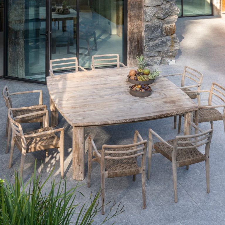 Luxury Outdoor Dining Tables - Luxury Outdoor Living